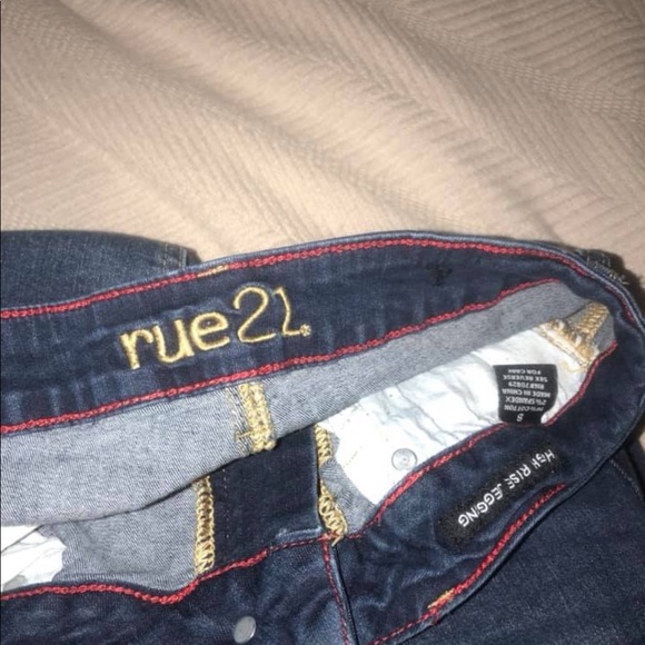 Rue 21 jeans - Picture 3 of 3